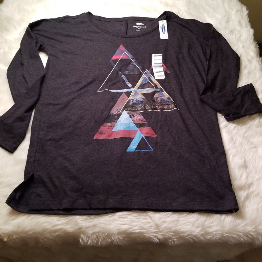 Old Navy Long Sleeve Tshirt